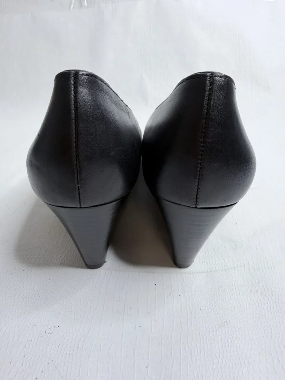 Coach Black Leather Peep Toe Wedge Heels Gold Badge Women’s Sz 7B